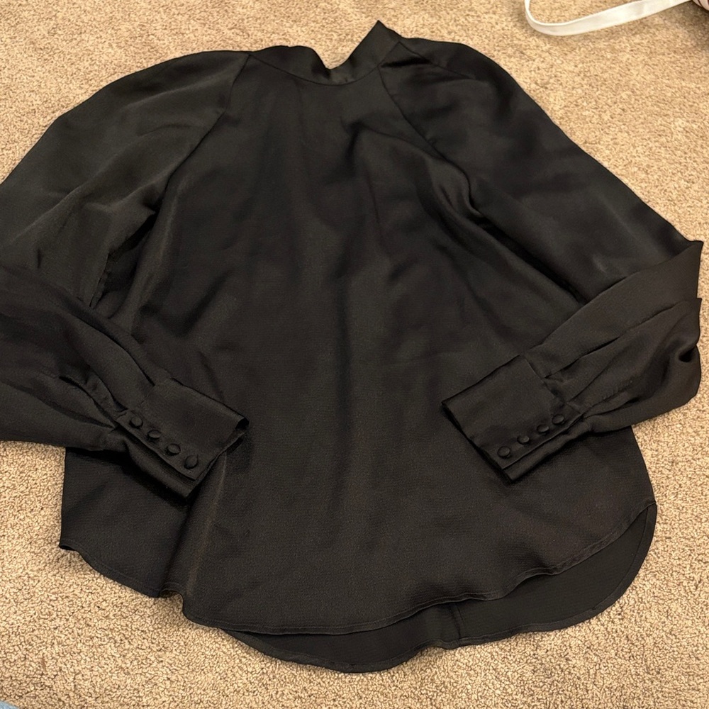 Equipment femme women’s open back tie neck blouse